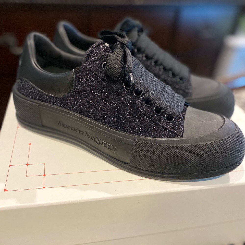 Alexander McQueen Starry Night/Black SZ E40 SZ 6.5/7 Men’s SZ 9/9.5 Women’s